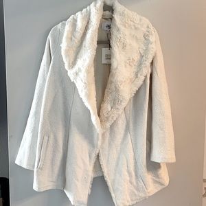 WHITE FURRY TEDDY JACKET